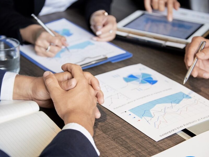 تأثير الاندماج على حقوق المساهمين - Impact of mergers on shareholders rights